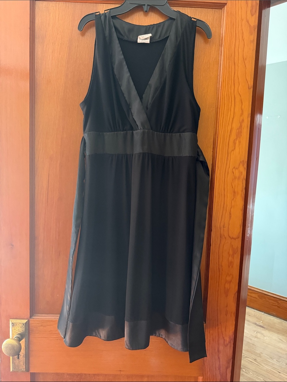 Maurices Black Sleeveless V-Neck Midi Dress